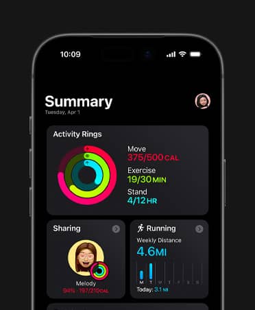 iPhone 17, Fitness summary, Activity rings, Move, Exercise and Stand metrics, actvity sharing with friends, weekly Running stats, Training Load