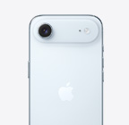 iPhone Air, заден екстериор, небесносин цвят, основната Fusion система камери в плато